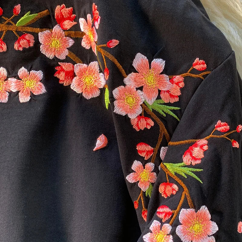 Embroidery T Shirt Man Flower Fashion Harajuku T Shirt Women Cotton Japanese Hip Hop Tees Short Sleeve Streetwear High Quality